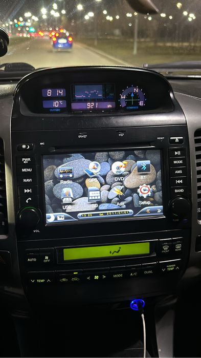 DVD, CD, Flash, Blutus, Radio pleer