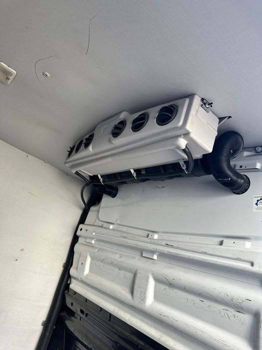 Vând Opel vivaro Frigorific.