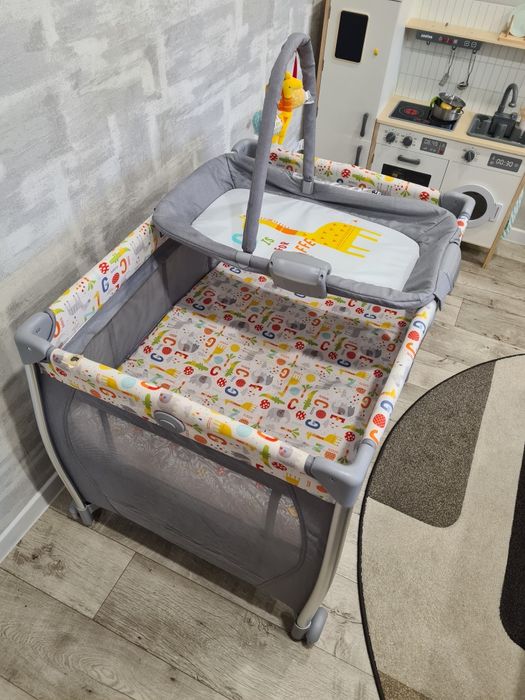 Продам манеж-кровать