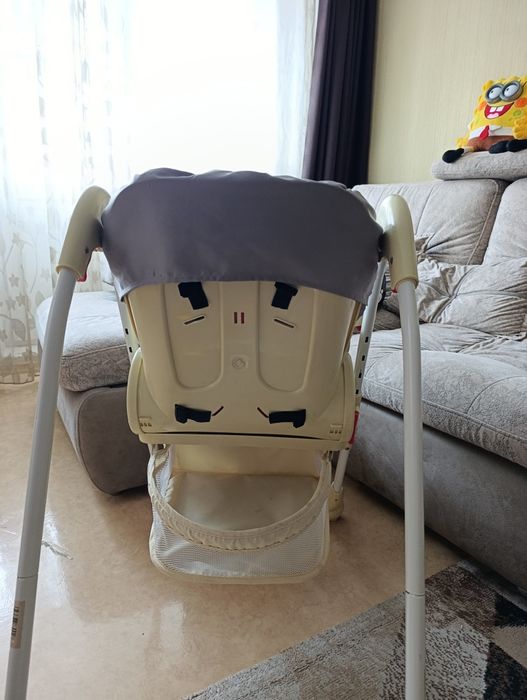 Детский стульчик для кормления