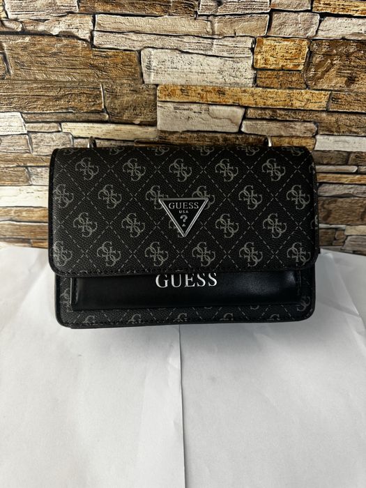 Раница  new Guess