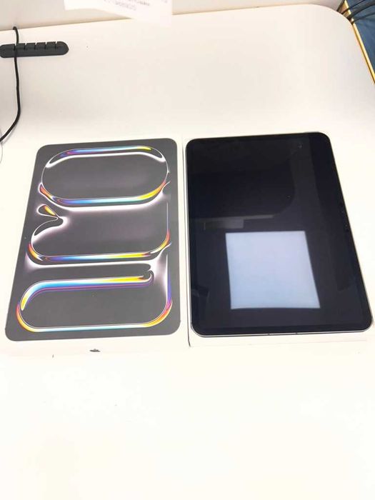 Apple iPad Pro 11 M4 Wi-Fi + 5G Cellular, 256Gb