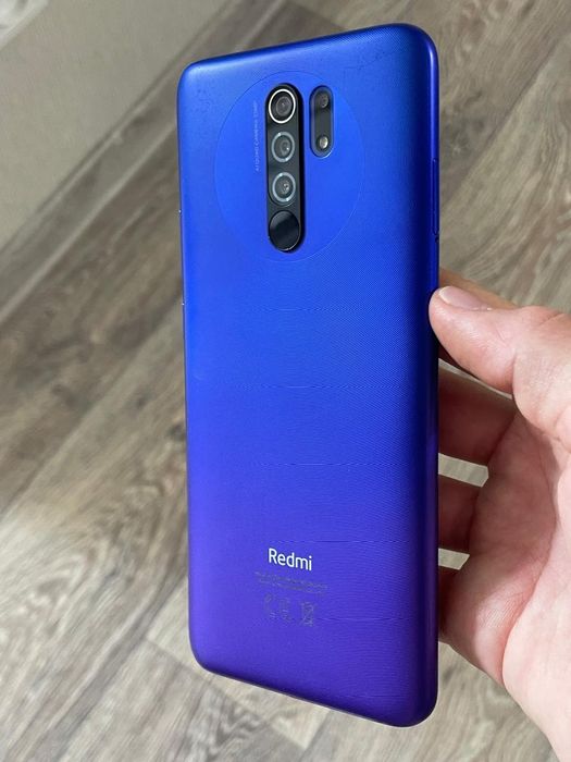 Продается телефон Redmi 9