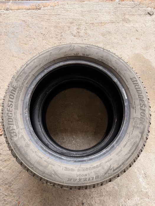 2 бр. Зимни гуми DOT 2323 Bridgestone Blizzak LM005 185x60x15