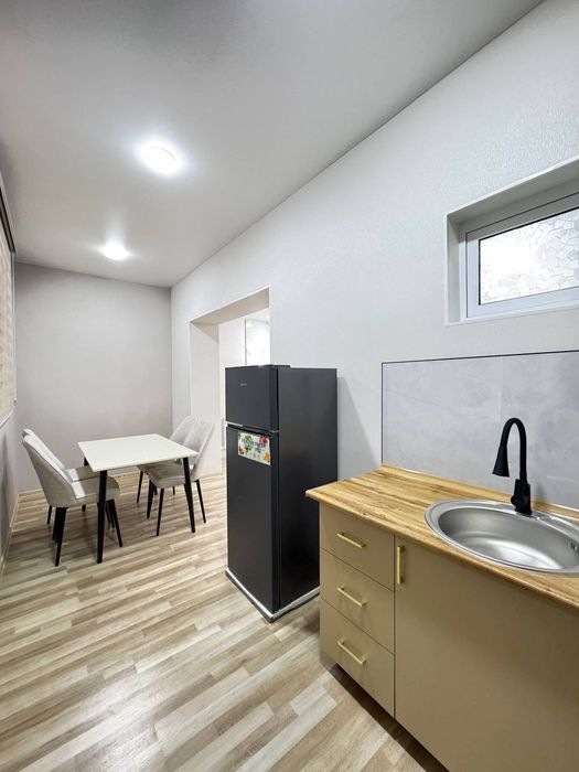 Чиланзар 23 квартал 2 комнатная кирпич