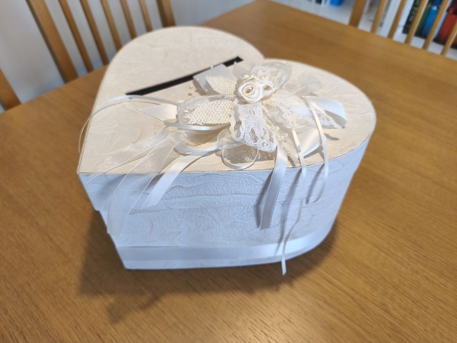 Сватбена кутия за пликове