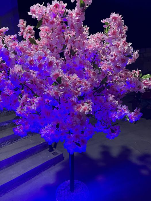 Uy va ofis uchun sun'iy gullar