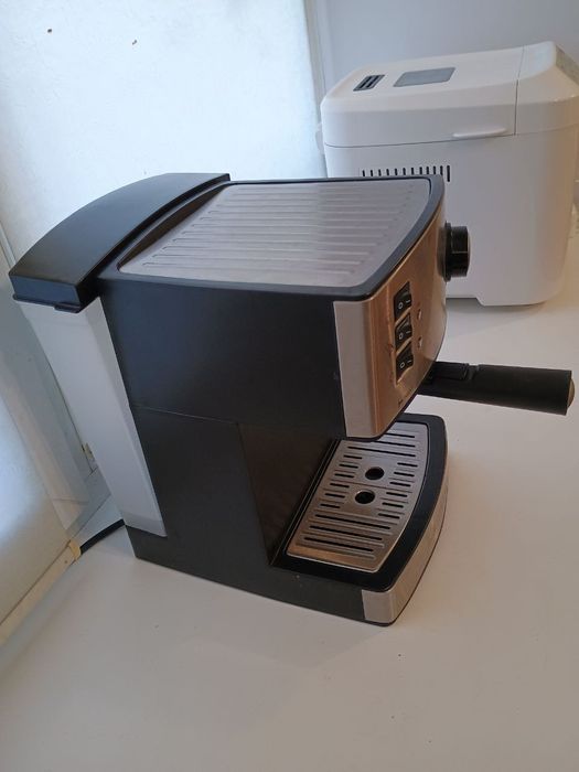 Рожковая кофеварка