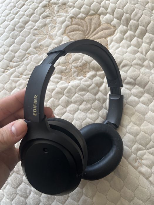 Наушники edifier w820