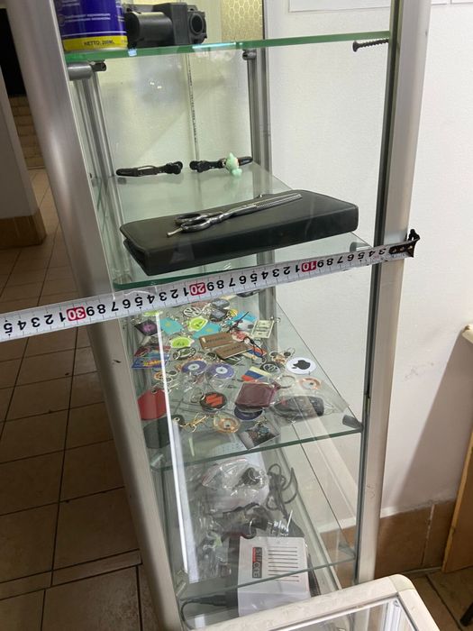 Продам витрины для выставления продажи