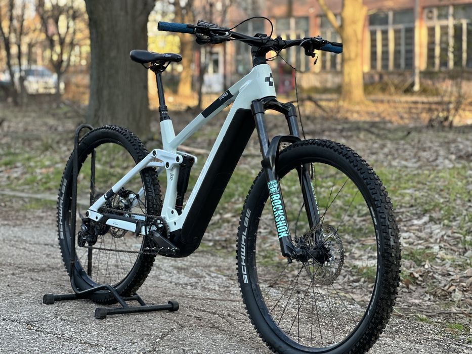 Електрически велосипед Cube Stereo 140 Карбон