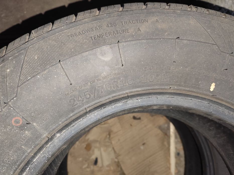 Продам резину 245/70/16