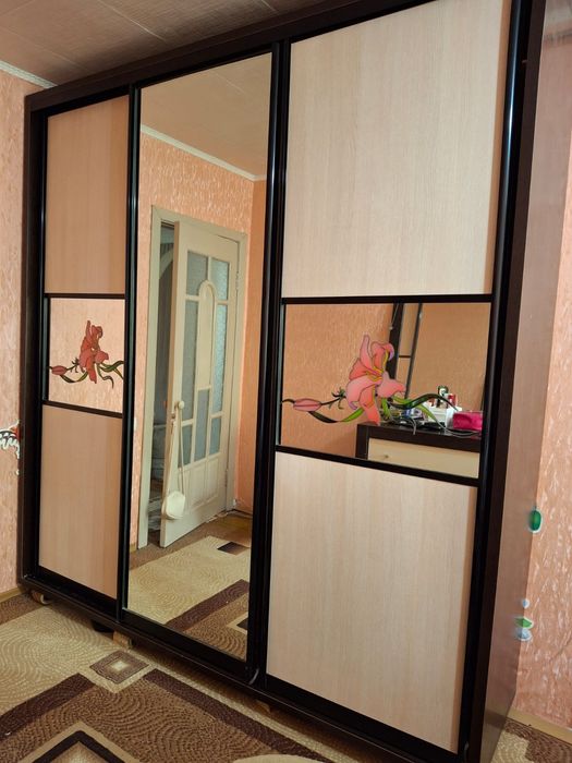 Продам спальный гарнитур в отличном состоянии