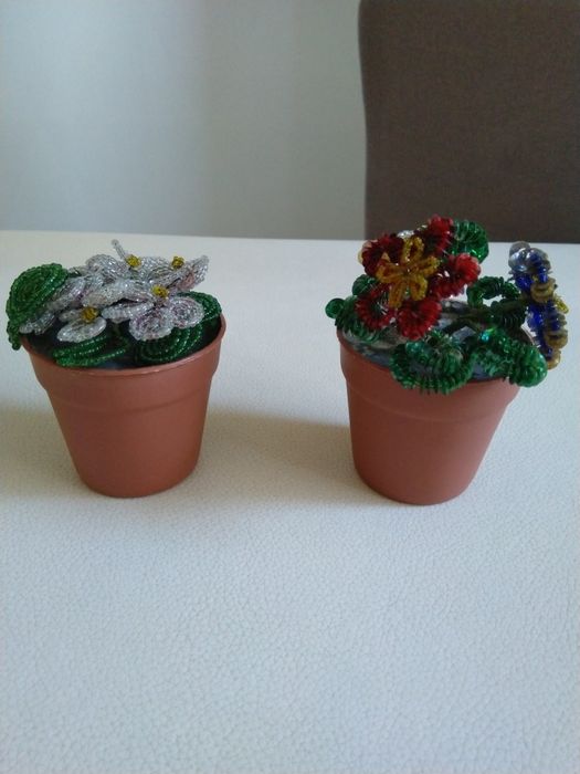 Цветочки из бисера