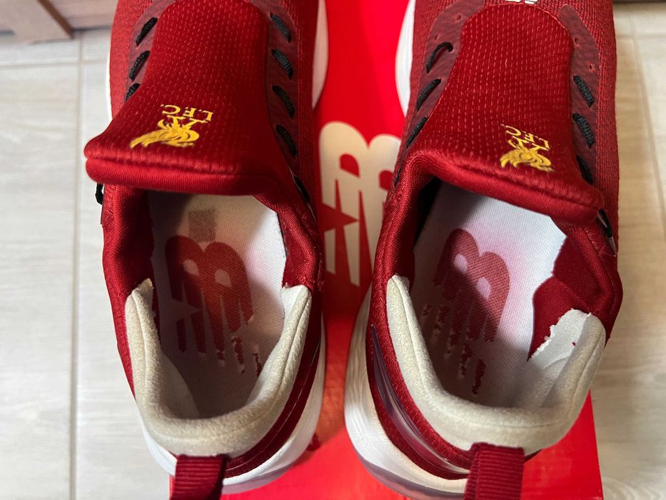 New Balance LIVERPOOL fresh foam lazr v2 LFC мъжки маратонки номер 42