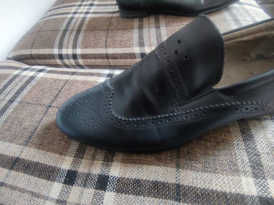 Erkaklar oyoq kiyimi razmeri 43