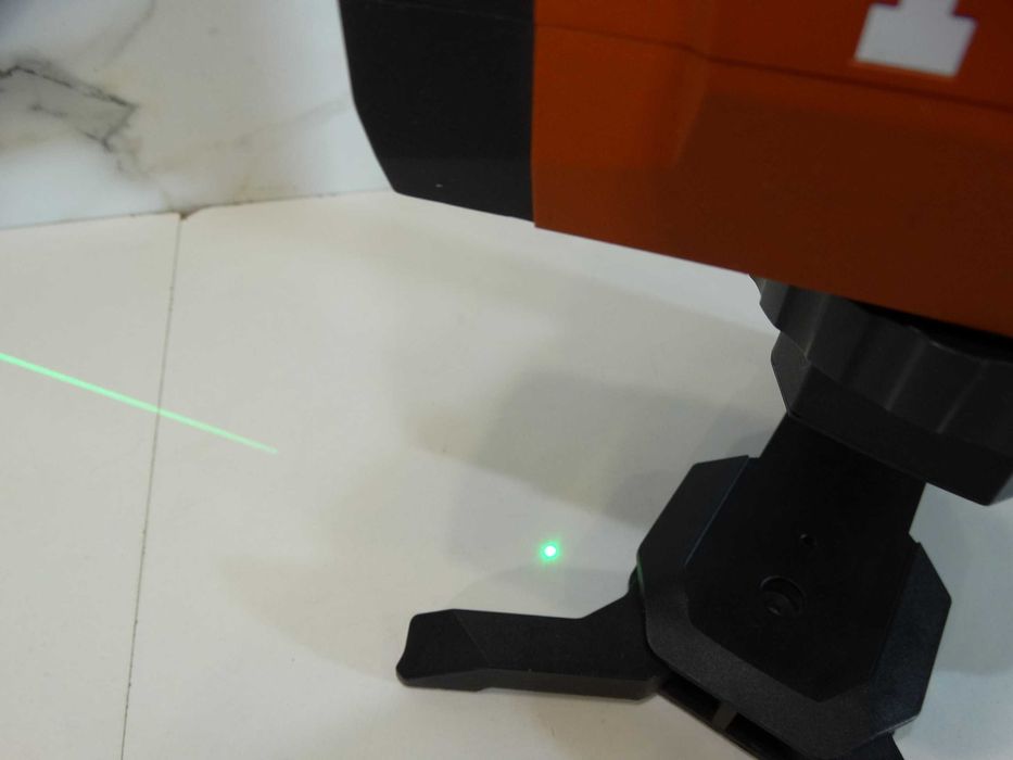 Hilti PM 20 CG - Зелен лазер с отвес