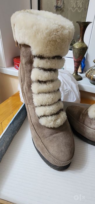 Женские сапоги из натуральной замши и натуральный мех