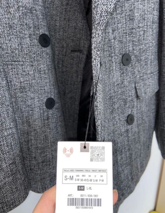 Blazer Zara nou cu eticheta