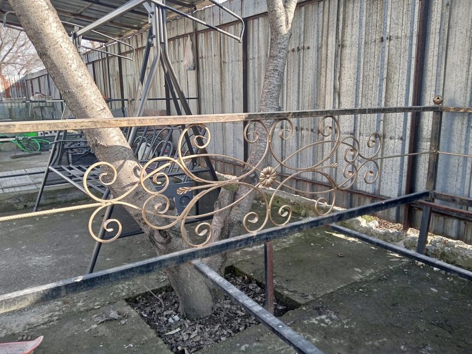 Тапчан металлический с ковкой