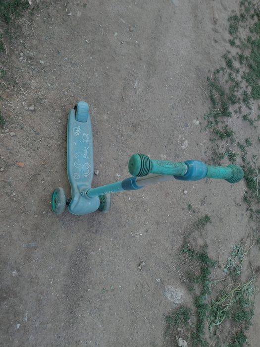 Продам самокат детский