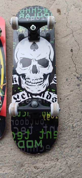 Vând Skateboarduri