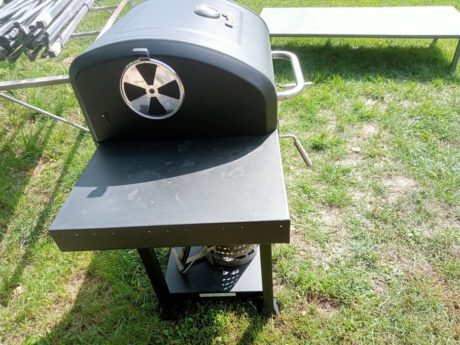 Срочно продаю барбекю