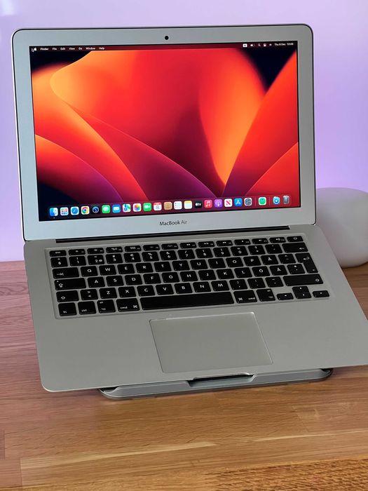 MacBook Air 13" A1466 – 8 GB RAM, 256 GB SSD, 94% Baterie