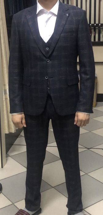 Мужской костюм.