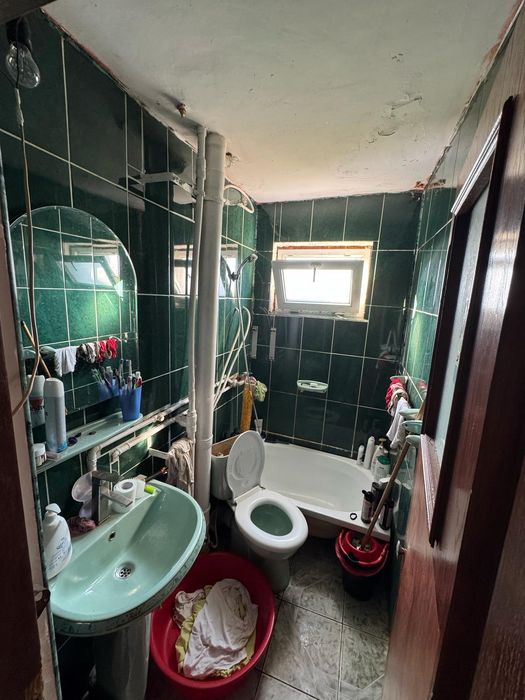 Vând apartament în Alexandria
