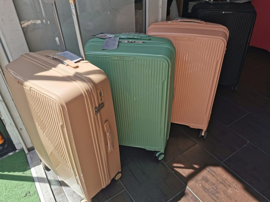 Troler cu patru roti diferite modele