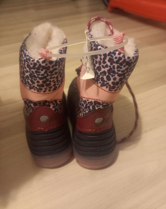 Cizme de iarnă îmblănite,cu lumini Lupilu nr 28