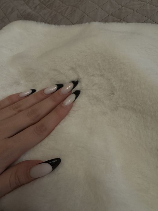 Елегантен бял потник