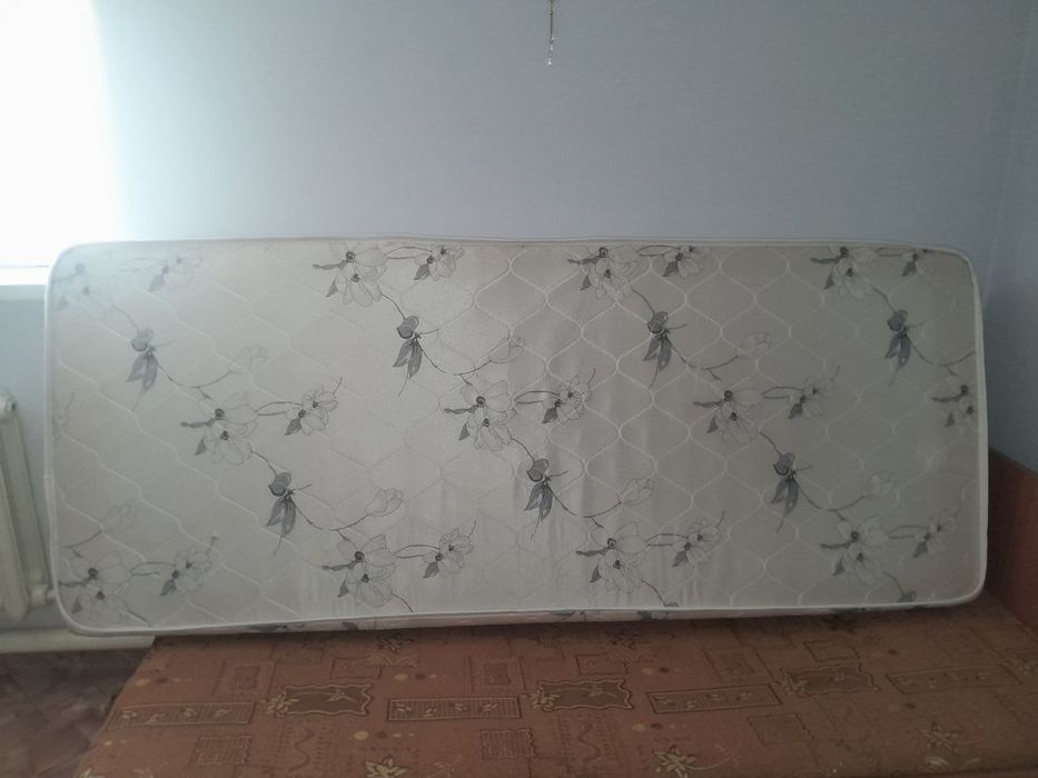 Матрас 200x90x20