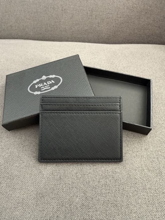 Prada Cardholder (картодържател)