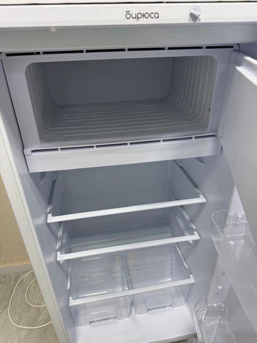 Холодильник новый