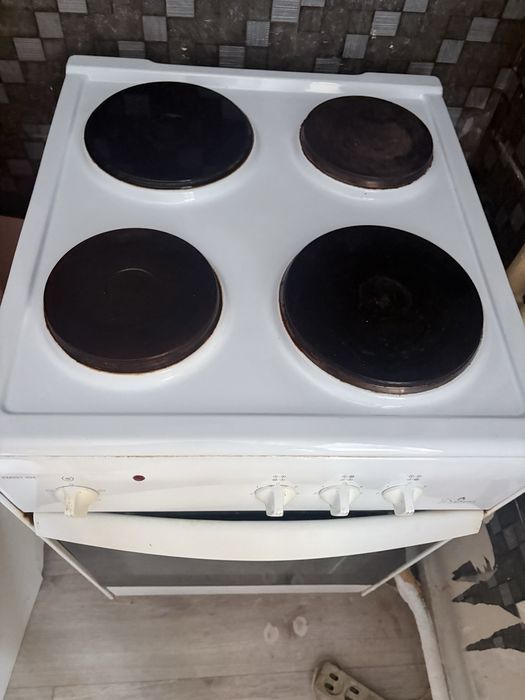 Продам плиту с духовко