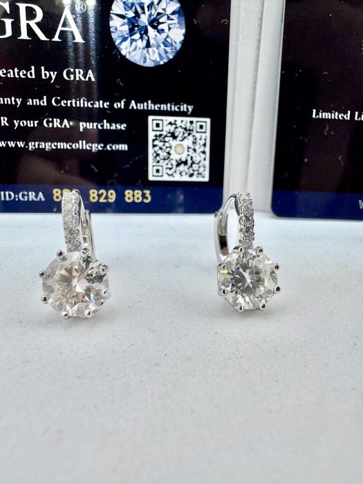 Сребърни обеци с мойсанит (Диамант) 2 карата