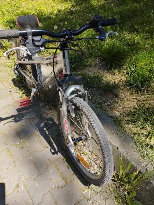 Bicicleta MTB  Agresor 20 pt copii
