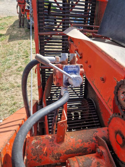 Masina de recoltat cartofi Grimme LK 650