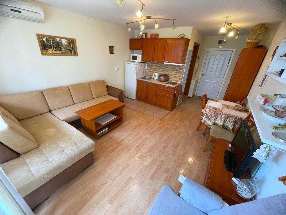 Продава се Едностаен апартамент в Свети Влас - 40 кв.м за 1073 €/кв.м - Снимка #1