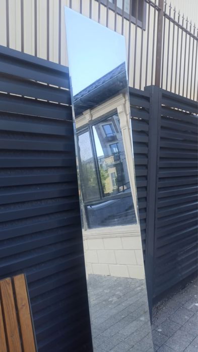 Зеркало продам  длинное