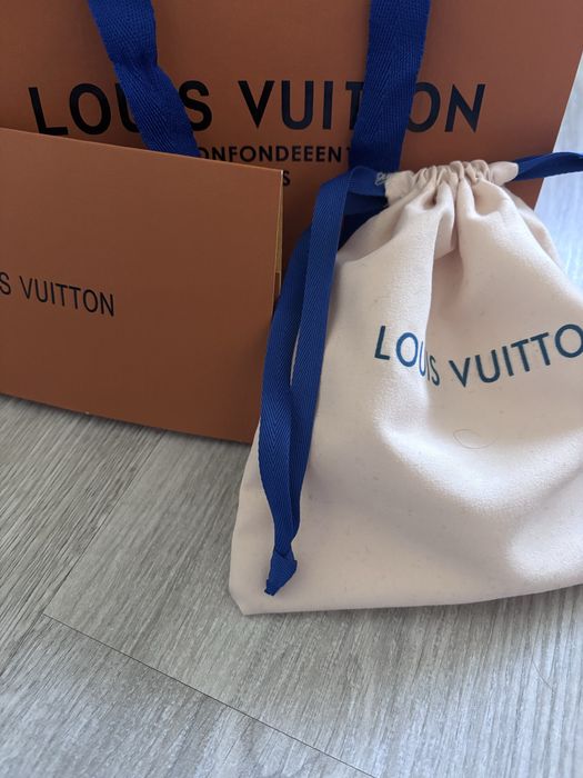 Curea Louis Vuitton