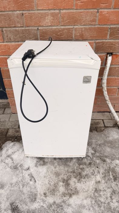 Холодильник маленький