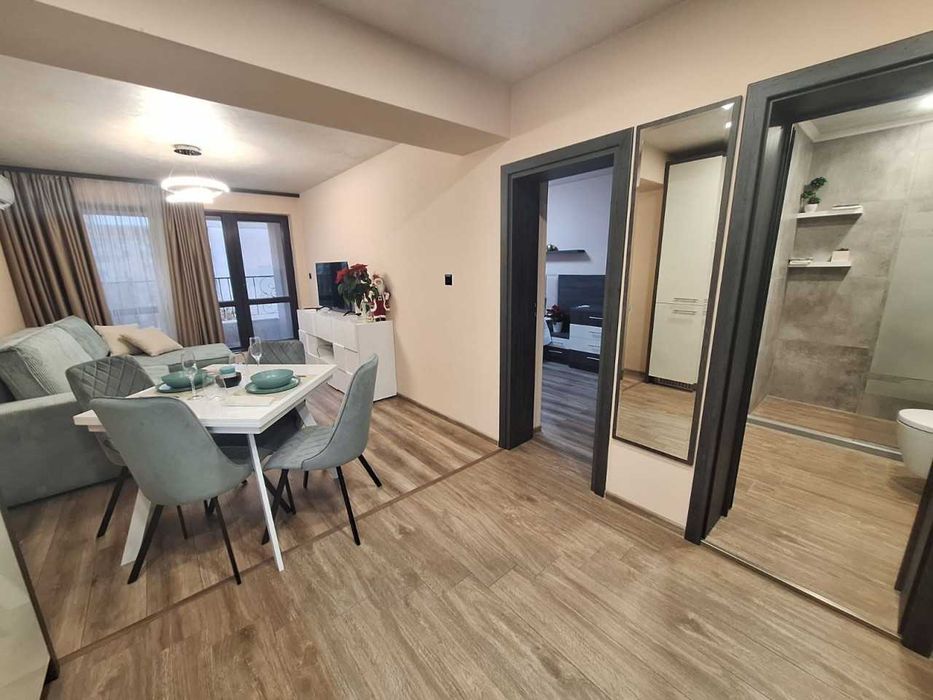 Продава се Двустаен апартамент в Пловдив, Център - 63 кв.м за 2445 €/кв.м - Снимка #2