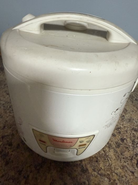 Пжродаем рисоварку ( мультиварку)