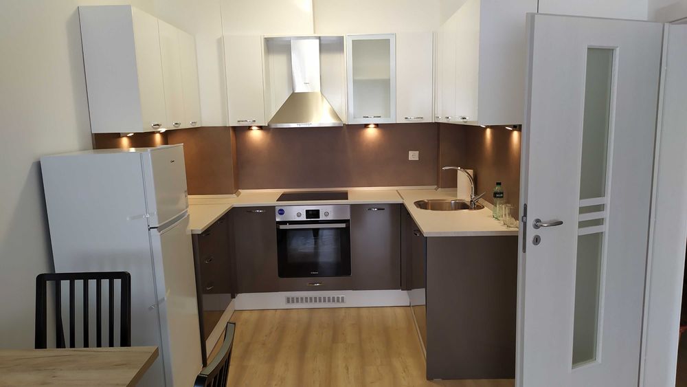 Продава се Двустаен апартамент в София, Младост 1 - 69 кв.м за 11 €/кв.м - Снимка #13