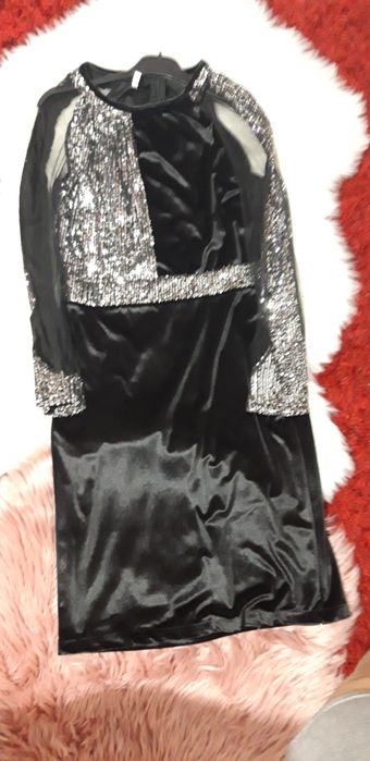 Rochie neagra catifea cu paete