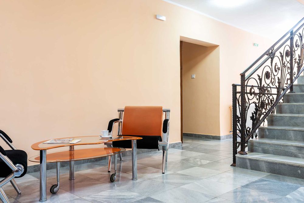 Продава се Хотел в с. Паничище, Област Кюстендил - 2250 кв.м за 1289 €/кв.м - Снимка #5