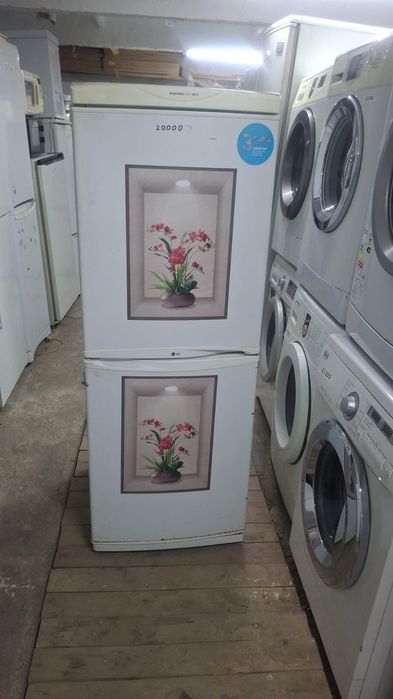 Продам холодильник